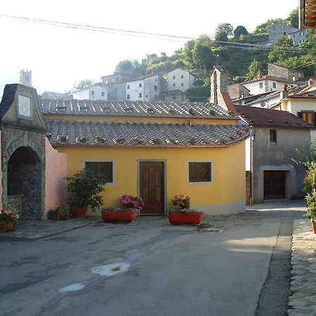 Il Podere Di Giada Bed & Breakfast Bagni di Lucca Dış mekan fotoğraf